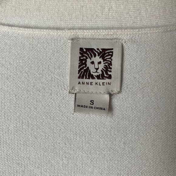 Anne Klein White Cardigan Sweater Gold Button Front Pockets Size Small - Picture 10 of 13